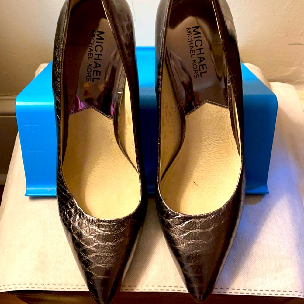 Michael by Michael Kors Metallic Embossed Pump